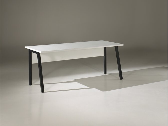 PRONTO Desk 150 - White & Black legs