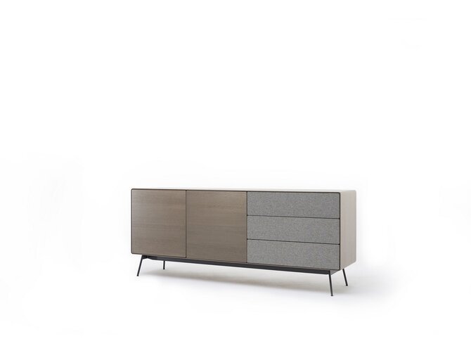 CARESS Sideboard - 2 doors & 3 drawers in fabric 01 Vitreous - Color S3 Silk grey - Feet B55 Black